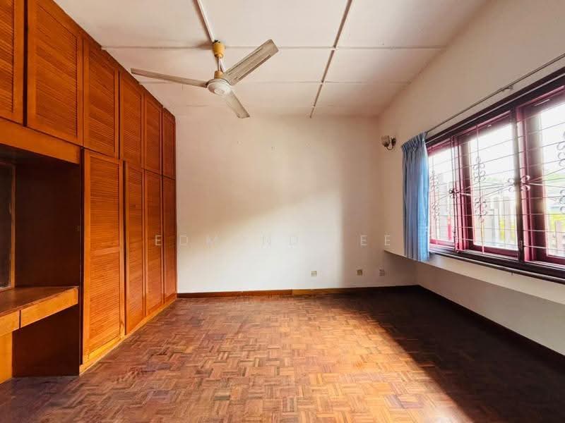 2-storey Terraced House for Sale in SS5 (Petaling Jaya) - Edmund Lee - Bedroom - PropertyGuru.com.my