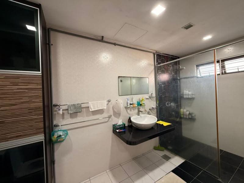 Semi-Detached House for Sale in Taman Bukit Prima (Cheras) - joeson ang - Bathroom - PropertyGuru.com.my