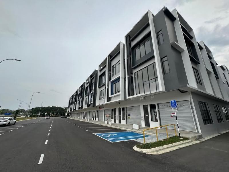 Shop / Office for Rent in Austin Crest (Johor Bahru) - Danny Yap - Exterior - PropertyGuru.com.my