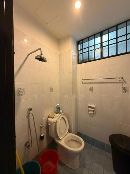Kondominium untuk Dijual di Sunrise Garden Condominium - Ms Chang - Bathroom - PropertyGuru.com.my