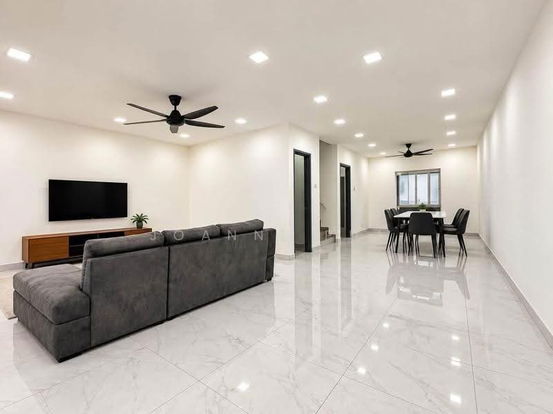 2-storey Terraced House for Sale in Bandar Botanic (Klang) - Joanne Pua - Living Room - PropertyGuru.com.my