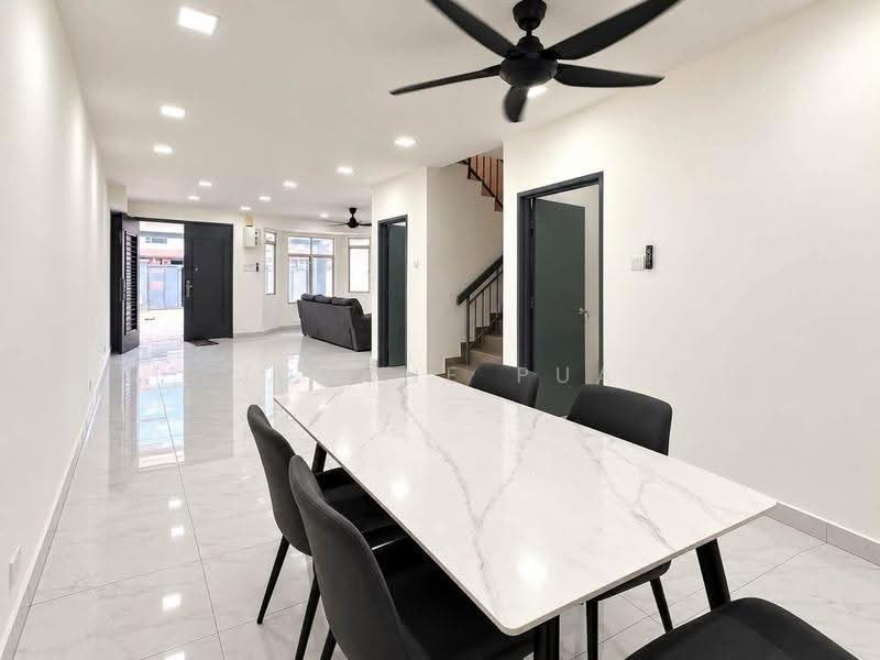 2-storey Terraced House for Sale in Bandar Botanic (Klang) - Joanne Pua - Living Room - PropertyGuru.com.my