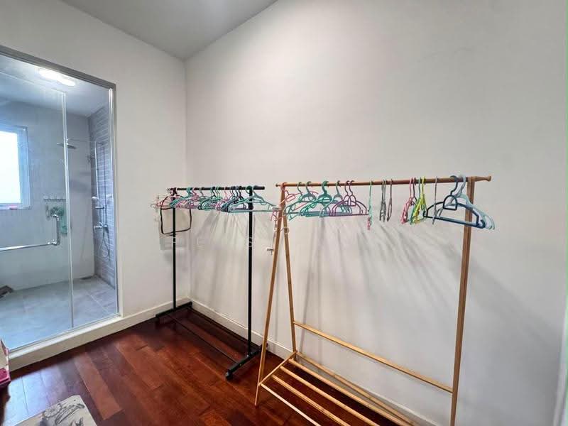 Semi-Detached House for Rent in Bandar Botanic (Klang) - Pepsi Ang - Bathroom - PropertyGuru.com.my