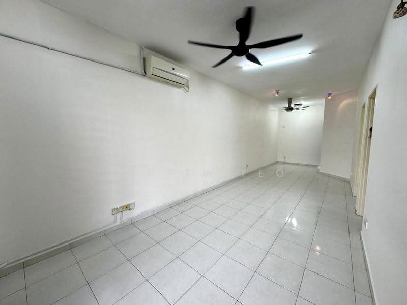 1-storey Terraced House for Sale in Austin Crest (Johor Bahru) - Andrew Teo - Living Room - PropertyGuru.com.my
