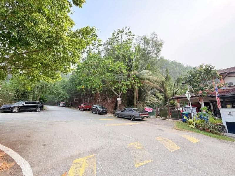 2-storey Terraced House for Sale in Seri Kembangan (Selangor) - Richard Ling - Exterior - PropertyGuru.com.my