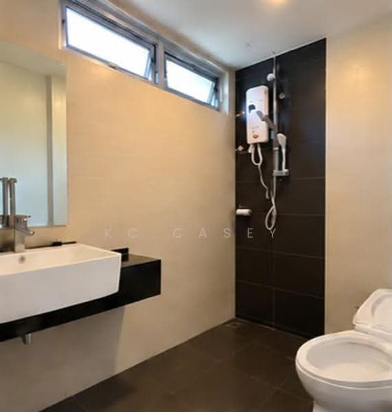 Apartment for Rent at Idaman Residence - KC Casey - Bathroom - PropertyGuru.com.my