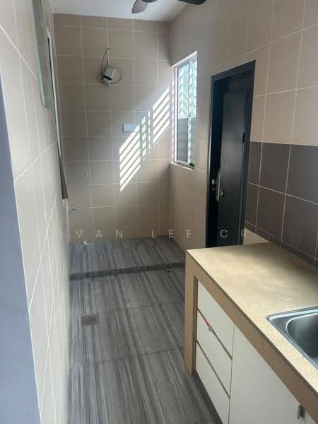 2-storey Terraced House for Sale in Goodview Heights (Kajang) - Ivan Lee CR - Kitchen - PropertyGuru.com.my