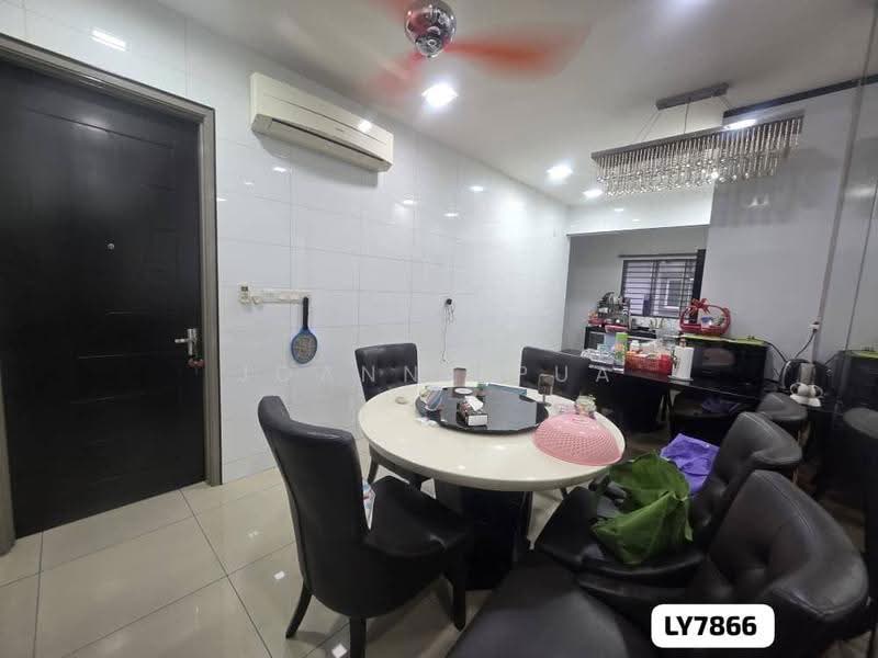 Rumah Teres 2.5-Tingkat untuk Dijual di Bandar Botanic (Klang) - Joanne Pua - Dining Room - PropertyGuru.com.my