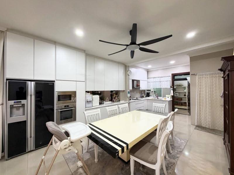 Bungalow House for Sale in Bandar Putra Permai (Seri Kembangan) - Mahafiz . - PropertyGuru.com.my
