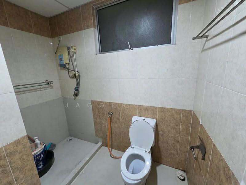 Condominium for Sale at Platinum Hill PV 6 - Jagger Moo - Bathroom - PropertyGuru.com.my