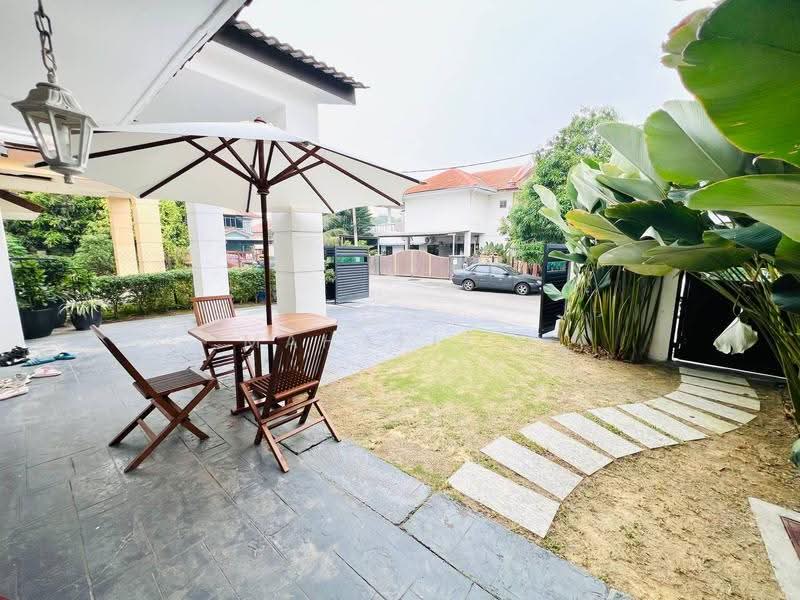 Rumah Berkembar untuk Dijual di Bukit Mahkota (Bangi) - Mahafiz . - Exterior - PropertyGuru.com.my