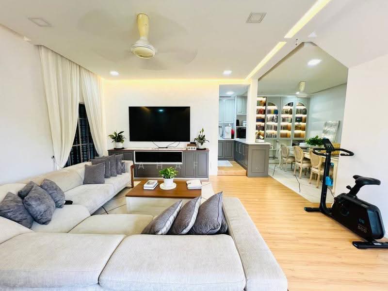 Rumah Berkembar untuk Dijual di Bukit Mahkota (Bangi) - Mahafiz . - Living Room - PropertyGuru.com.my