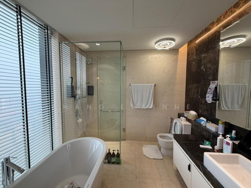 Service Residence for Sale at The Astaka @ 1 Bukit Senyum - Phang Elainne - Bathroom - PropertyGuru.com.my