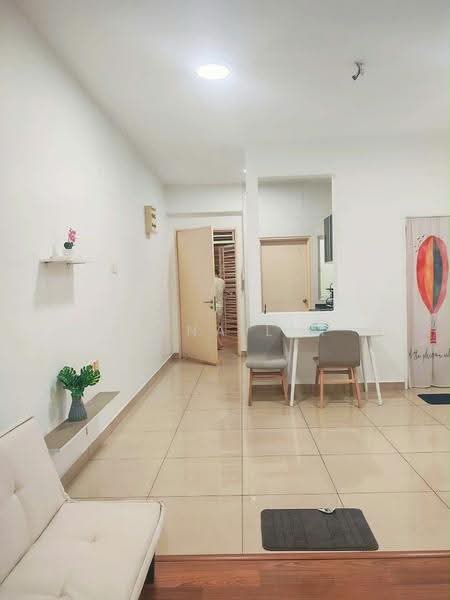 Pangsapuri untuk Disewa di Nusa Heights (Nusa Puncak) - Elena Lim - Living Room - PropertyGuru.com.my