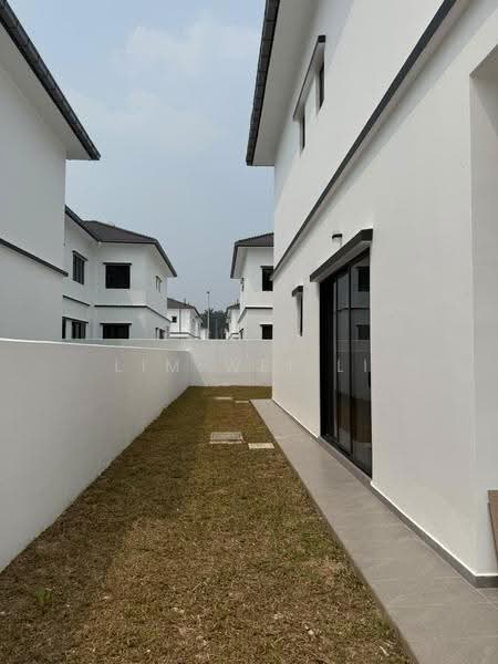 Cluster House for Rent in Taman Ekoflora (Johor Bahru) - Lim Wei Li - Exterior - PropertyGuru.com.my