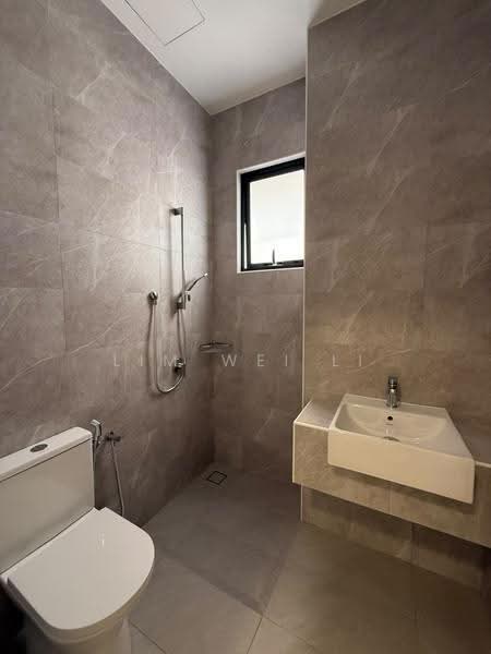 Cluster House for Rent in Taman Ekoflora (Johor Bahru) - Lim Wei Li - Bathroom - PropertyGuru.com.my
