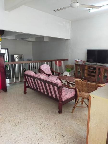 Rumah Teres 2-Tingkat untuk Dijual di Taman Lau Geok Swee (Ayer Itam) - Elaine Ooi - Living Room - PropertyGuru.com.my