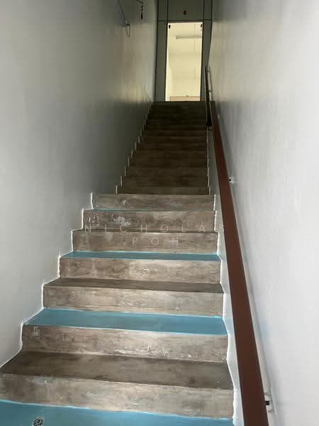 Kedai untuk Disewa di Bercham (Ipoh) - Nicholas Poh - Corridor - PropertyGuru.com.my