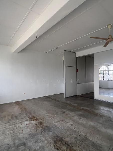 Kedai untuk Disewa di Bercham (Ipoh) - Nicholas Poh - Interior - PropertyGuru.com.my
