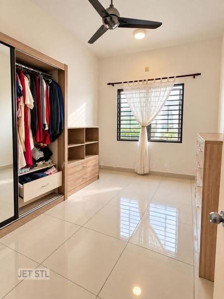 3-storey Terraced House for Sale in Setia Utama (Setia Alam) - Daniel Kok - Bedroom - PropertyGuru.com.my