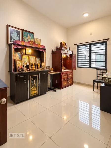 3-storey Terraced House for Sale in Setia Utama (Setia Alam) - Daniel Kok - Living Room - PropertyGuru.com.my