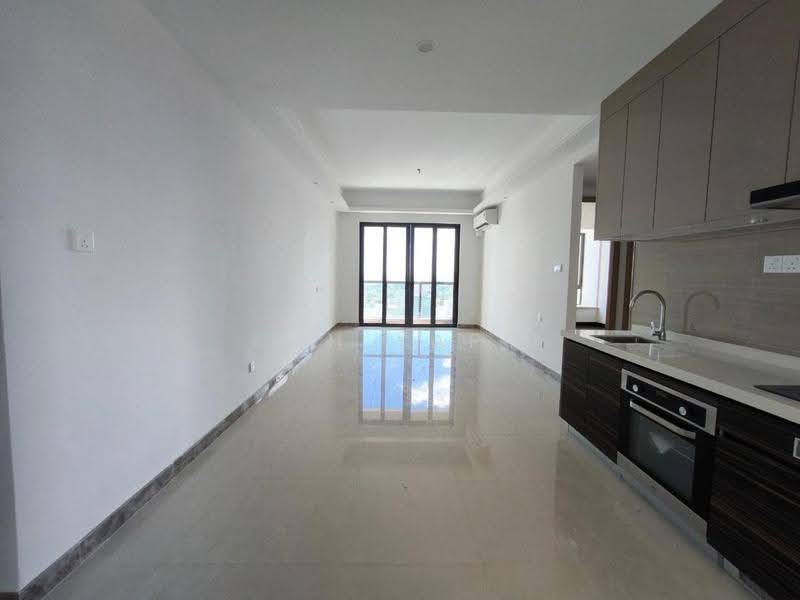 Kondominium untuk Dijual di R&F Princess Cove Phase 2-Seine Region - JH Yap - Living Room - PropertyGuru.com.my