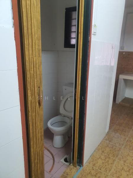 2-storey Terraced House for Sale in Saujana Puchong (Puchong) - Ashlee LSS - Bathroom - PropertyGuru.com.my