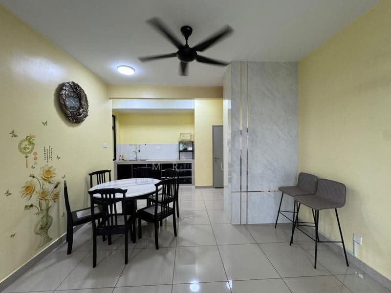 Pangsapuri untuk Disewa di Austin Regency (Pangsapuri Austin Perdana) - Mr Lu - Dining Room - PropertyGuru.com.my