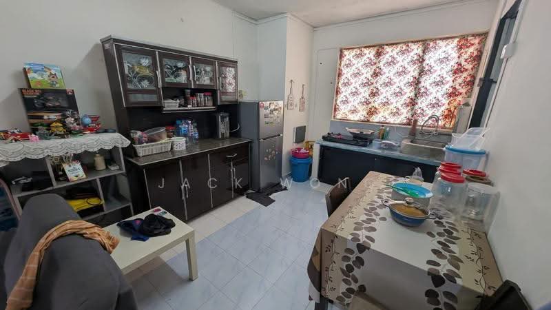 Flat for Sale at Flat Taman Ungku Tun Aminah - Jack Wong - Kitchen - PropertyGuru.com.my