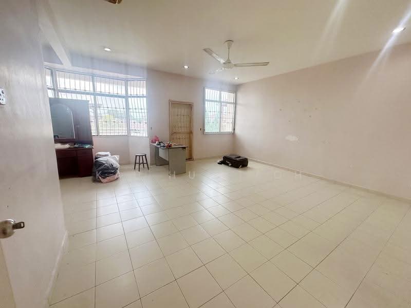 Semi-Detached House for Sale in Taman Kempas 3 (Kulim) - Kah Hui Teoh - Living Room - PropertyGuru.com.my