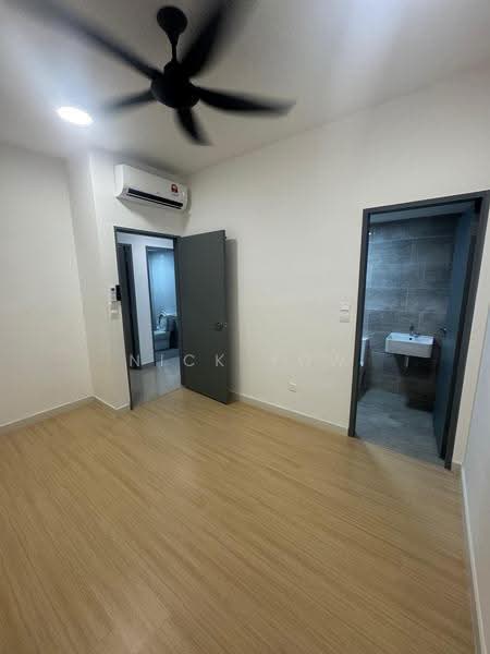 Kediaman Servis untuk Disewa di M Arisa - Nick Yow - Bathroom - PropertyGuru.com.my