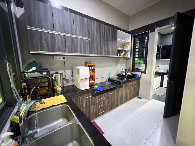 Semi-Detached House for Sale in Ipoh (Perak) - Mr Lee - Kitchen - PropertyGuru.com.my
