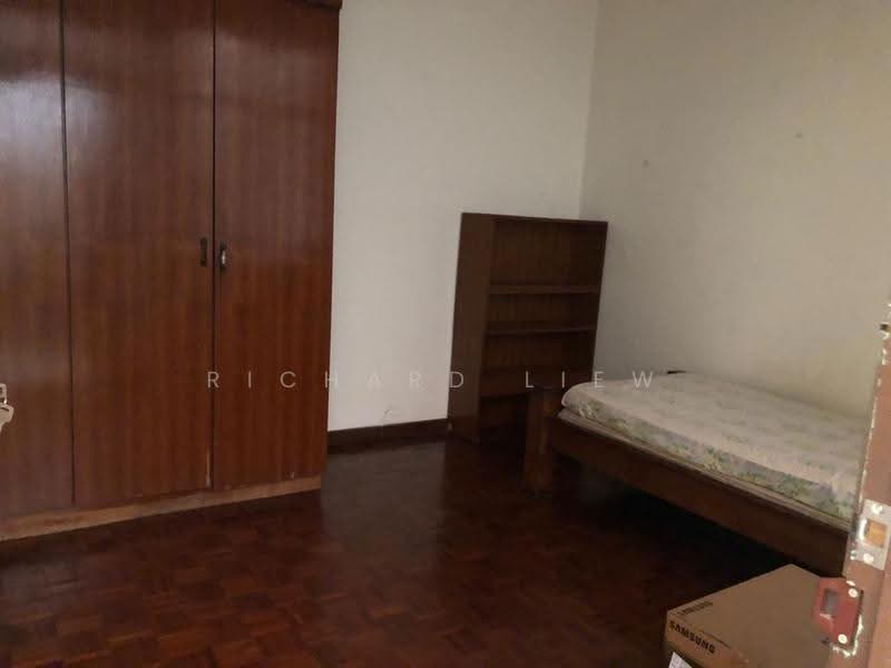 1-storey Terraced House for Sale in Seksyen 17 (Petaling Jaya) - Richard Liew - Bedroom - PropertyGuru.com.my