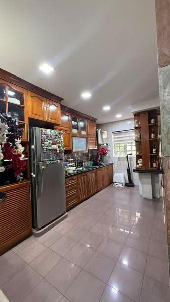 Rumah Teres 2-Tingkat untuk Dijual di Taman Mutiara Rini (Skudai) - Daniel Yong - Kitchen - PropertyGuru.com.my