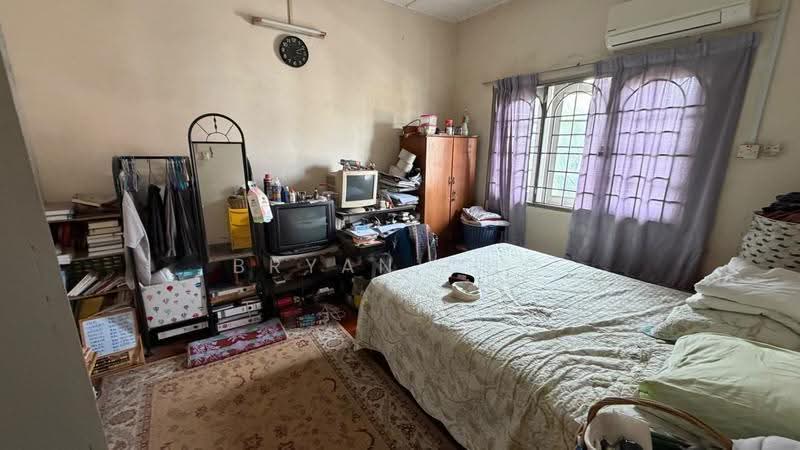 Rumah Teres 2-Tingkat untuk Dijual di Usj 6 (Subang Jaya) - Bryan Cho - Bedroom - PropertyGuru.com.my