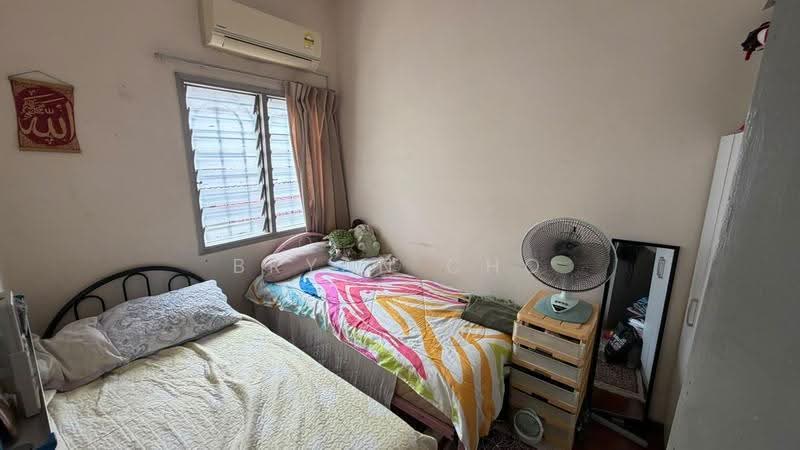 Rumah Teres 2-Tingkat untuk Dijual di Usj 6 (Subang Jaya) - Bryan Cho - Bedroom - PropertyGuru.com.my