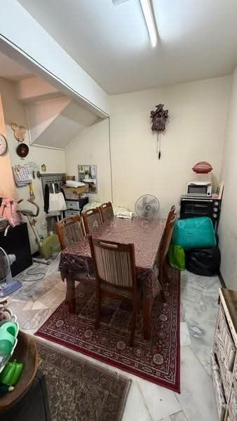 Rumah Teres 2-Tingkat untuk Dijual di Usj 6 (Subang Jaya) - Bryan Cho - Dining Room - PropertyGuru.com.my
