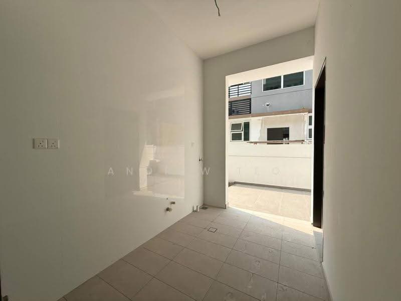 Semi-Detached House for Sale in Taman Ponderosa (Johor Bahru) - Andrew Teo - PropertyGuru.com.my