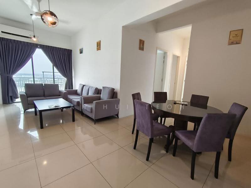 Kediaman Servis untuk Dijual di Mahkota Impian - Kah Hui Teoh - Living Room - PropertyGuru.com.my