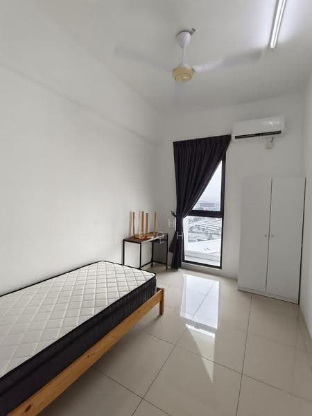 Kediaman Servis untuk Dijual di Mahkota Impian - Kah Hui Teoh - Bedroom - PropertyGuru.com.my