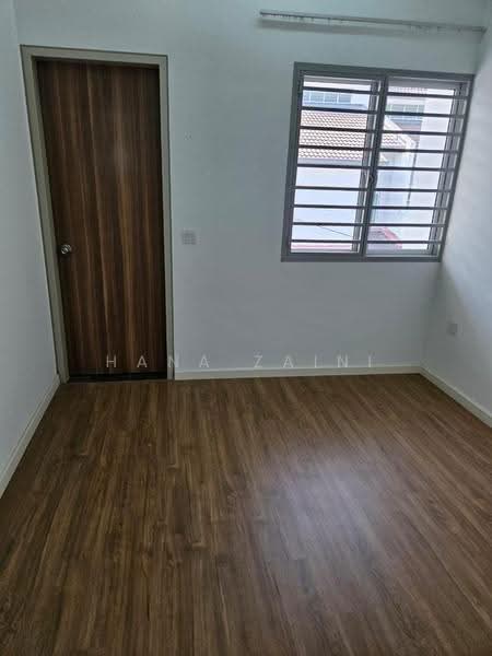 Rumah Teres 2-Tingkat untuk Disewa di Nilai Impian (Nilai) - Hana Zaini - PropertyGuru.com.my