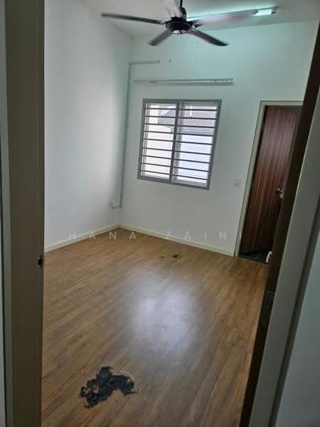 Rumah Teres 2-Tingkat untuk Disewa di Nilai Impian (Nilai) - Hana Zaini - PropertyGuru.com.my