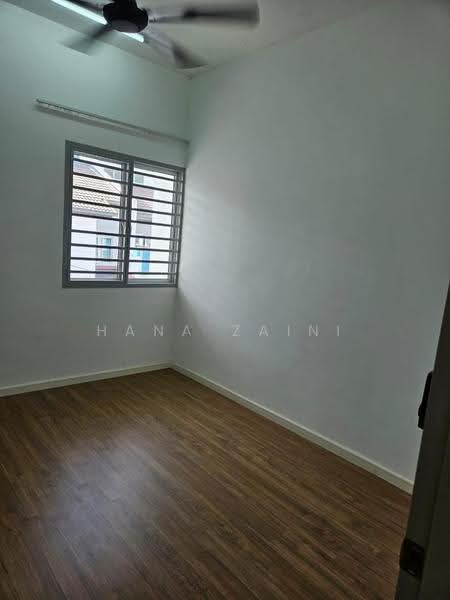 Rumah Teres 2-Tingkat untuk Disewa di Nilai Impian (Nilai) - Hana Zaini - PropertyGuru.com.my