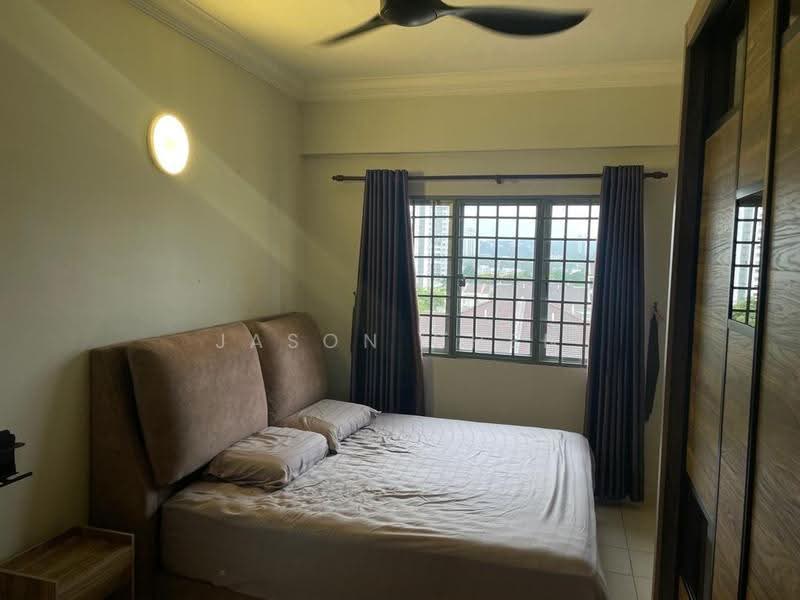Pangsapuri untuk Disewa di Damansara Sutera - Jason Chen - Bedroom - PropertyGuru.com.my
