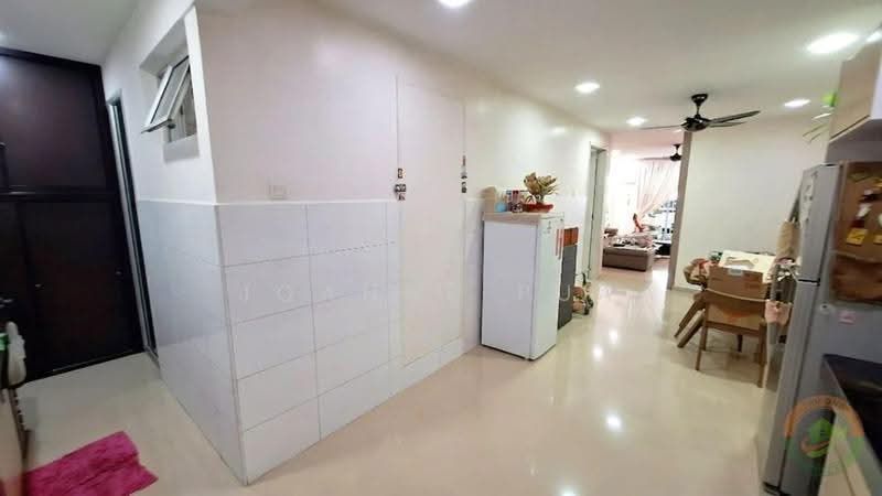 2.5-storey Terraced House for Sale in Bandar Botanic (Klang) - Joanne Pua - Kitchen - PropertyGuru.com.my