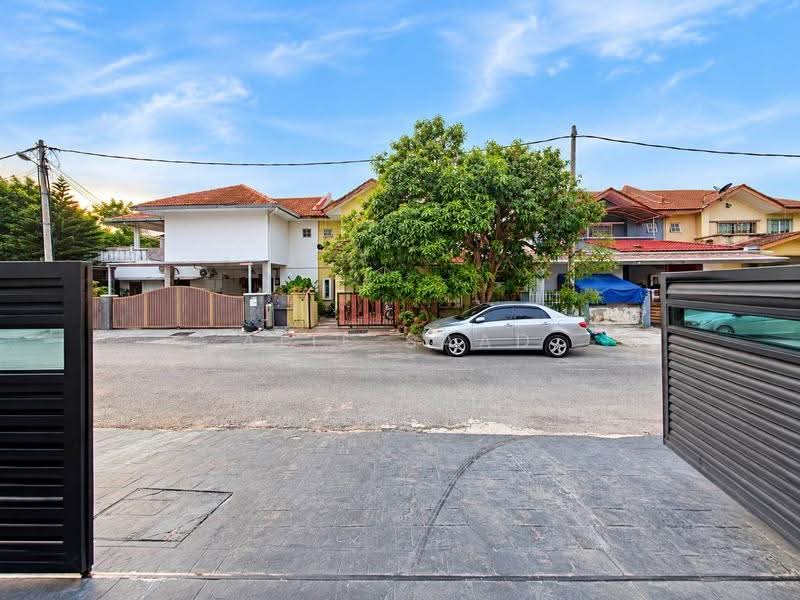 Rumah Kluster untuk Dijual di Bandar Seri Putra (Bangi) - Alif Saad - Exterior - PropertyGuru.com.my
