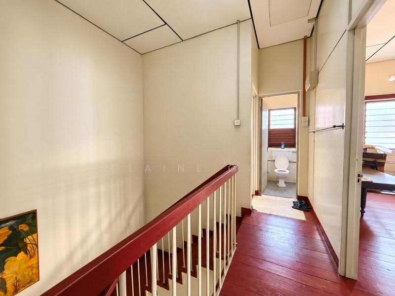 Semi-Detached House for Rent in Taman Guan Joo Seng (Jelutong) - Elaine Ooi - Corridor - PropertyGuru.com.my