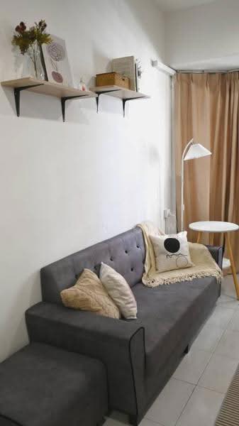 Kediaman Servis untuk Disewa di Main Place Residence - Leon Low - Living Room - PropertyGuru.com.my