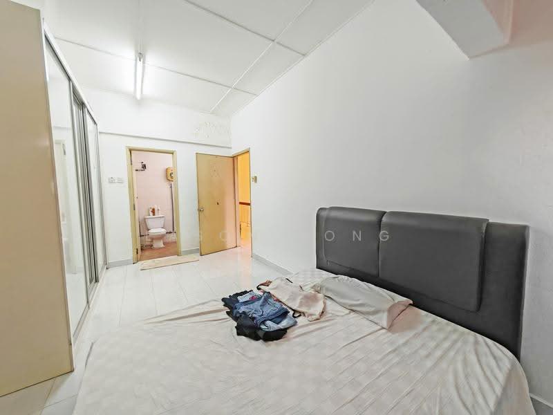 2-storey Terraced House for Sale in Taman Bukit Angsana (Cheras) - Eason Wong - Bedroom - PropertyGuru.com.my