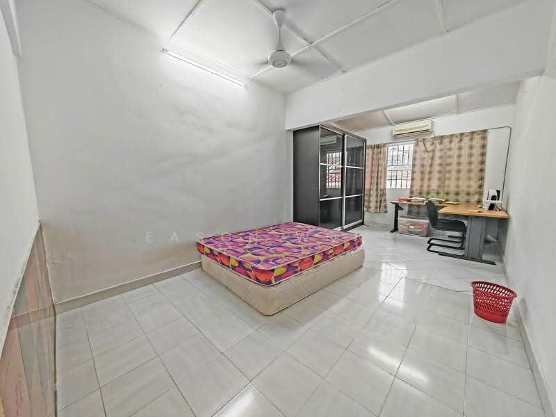 2-storey Terraced House for Sale in Taman Bukit Angsana (Cheras) - Eason Wong - Bedroom - PropertyGuru.com.my